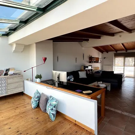 아파트 Rooftop Flat With Terrace 볼로스