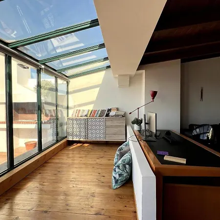 Rooftop Flat With Terrace * 볼로스