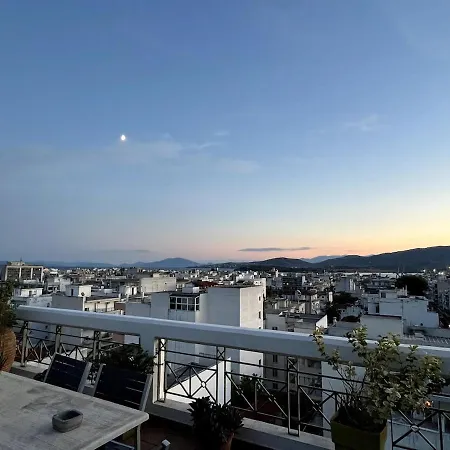 Rooftop Flat With Terrace Appartement Vólos